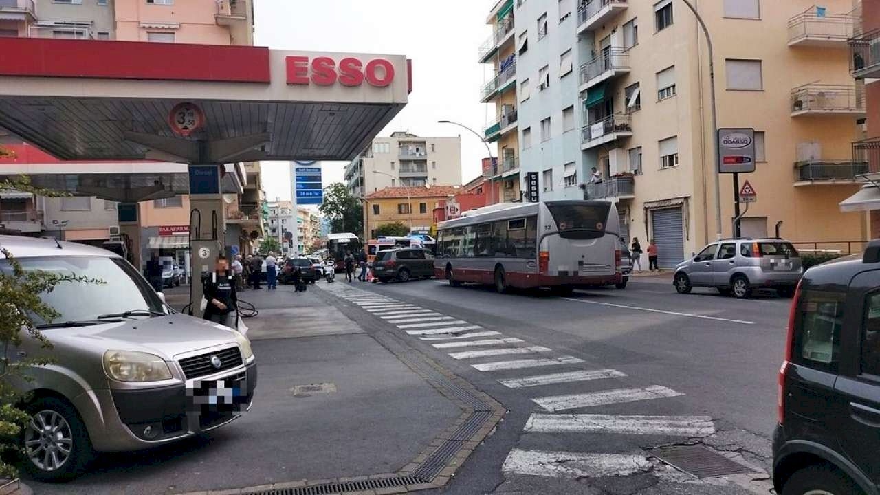 LOCALE COMMERCIALE IN VENDITA LOANO CENTRO - Locale Commerciale via Aurelia, Loano - foto 3