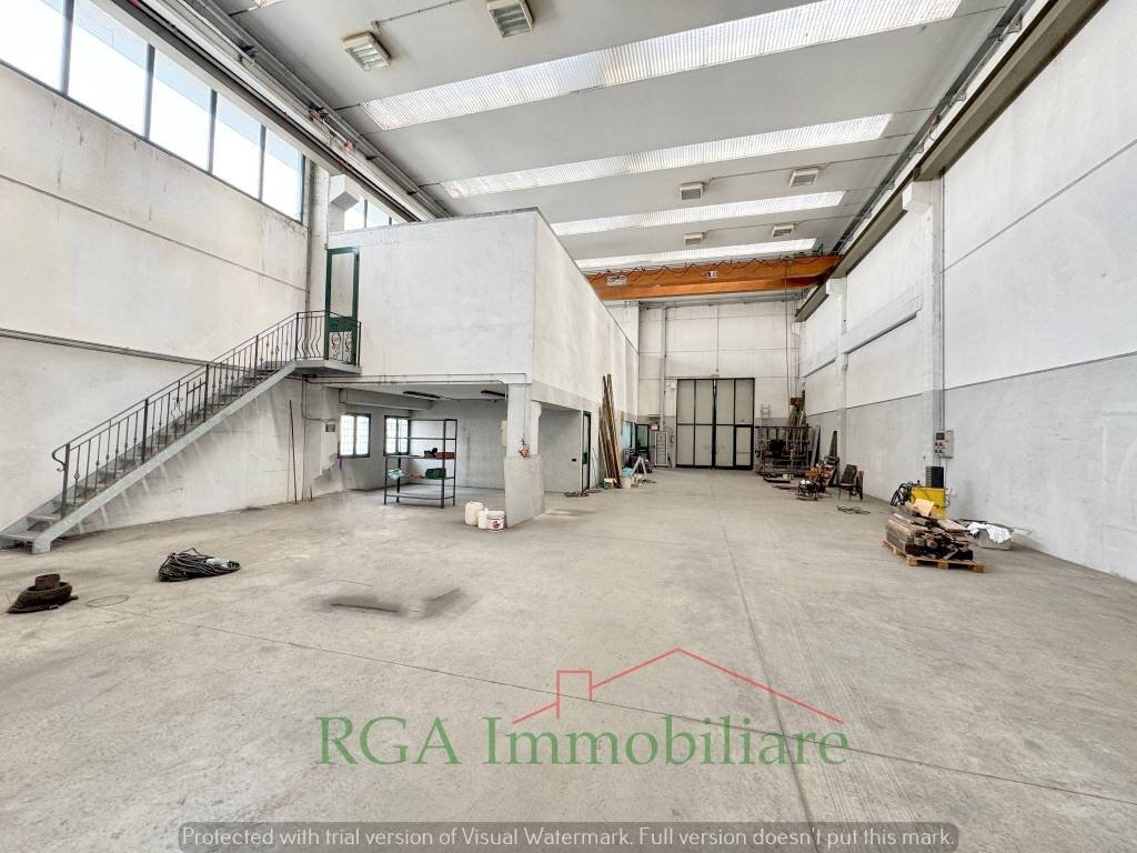 Interno non residenziale - Shed via Azzano, Grassobbio - photo 1