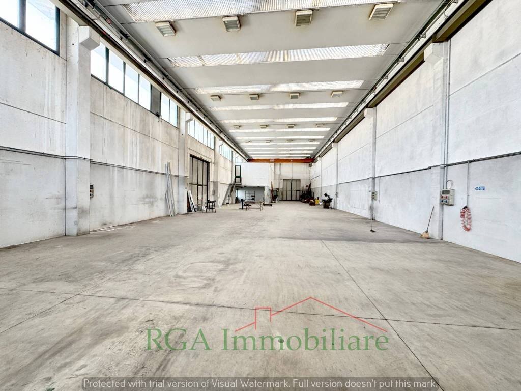 Interno non residenziale - Shed via Azzano, Grassobbio - photo 2