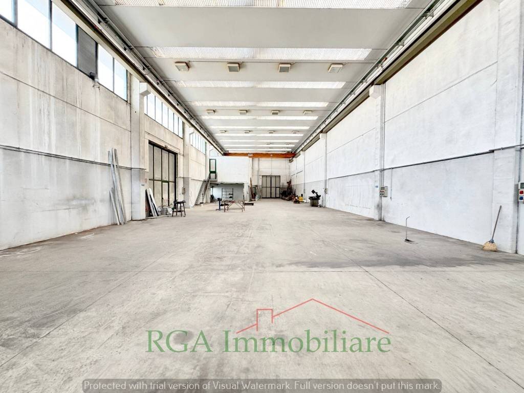 Interno non residenziale - Shed via Azzano, Grassobbio - photo 3