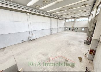 Interno non residenziale - Capannone via Azzano, Grassobbio - foto 4