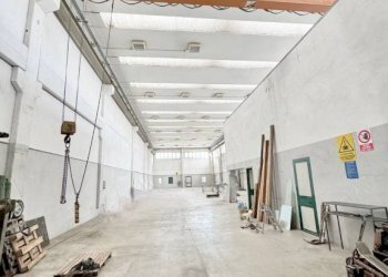 Interno non residenziale - Capannone via Azzano, Grassobbio - foto 6