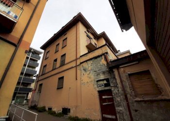 Facciata - Casa indipendente via Trento, 75, Sondrio - foto 9