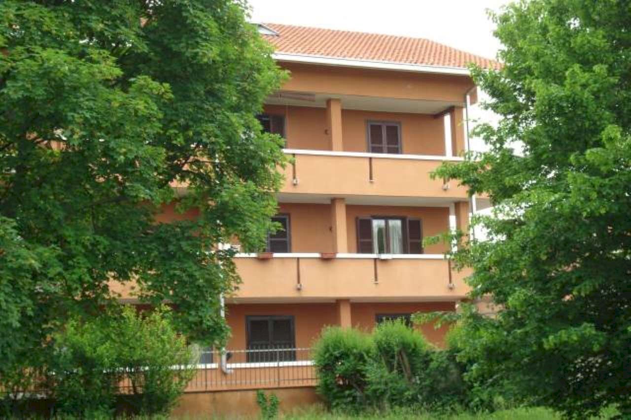 Facciata - Attico via Giacomo Matteotti, Cesate - foto 1