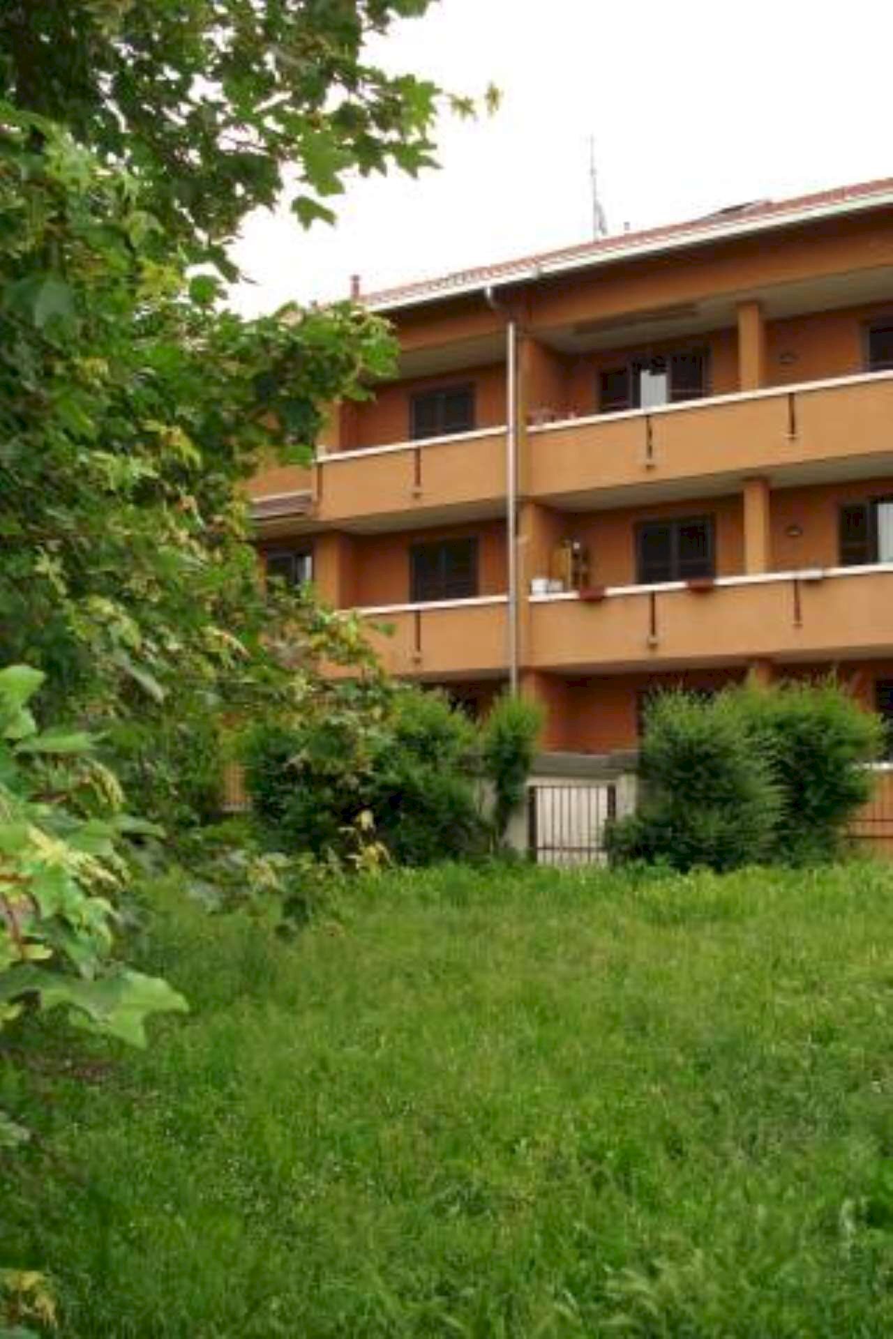 Facciata - Attico via Giacomo Matteotti, Cesate - foto 2