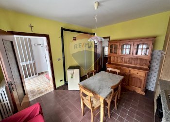 Terraced Villa Frazione Alloro, 12 
 Mosso S. Maria, Valdilana - photo 9