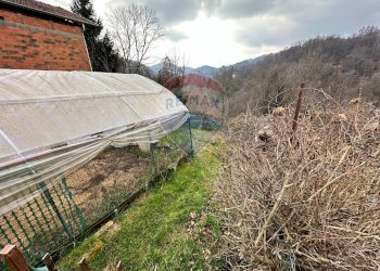 Terraced Villa Frazione Alloro, 12 
 Mosso S. Maria, Valdilana - photo 31