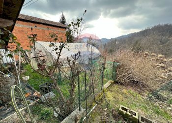 Terraced Villa Frazione Alloro, 12 
 Mosso S. Maria, Valdilana - photo 32