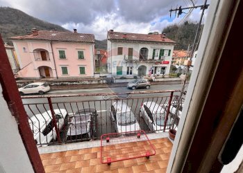 Quadrilocale via Maurizio Caranza 
 Centro, Varese Ligure, Varese Ligure - foto 5