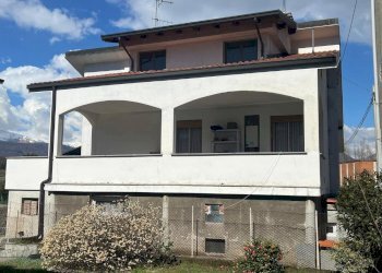 Casa indipendente Banchette - foto 3