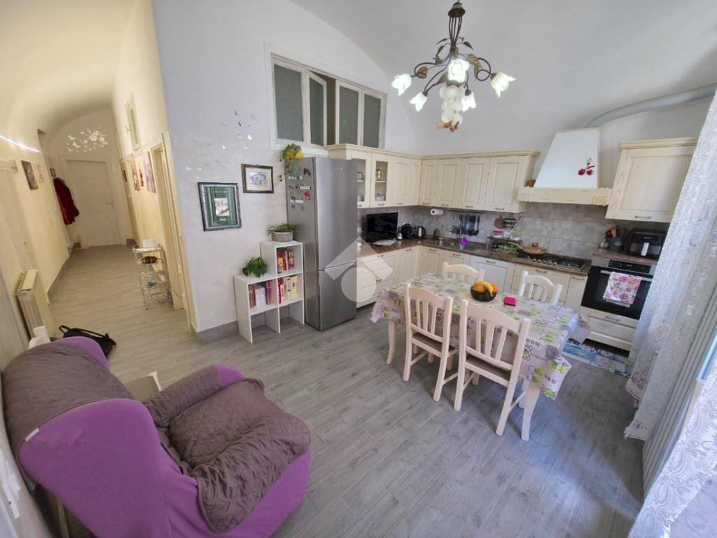 Four-room apartment Via S. Dalmazzo, Taggia - photo 1