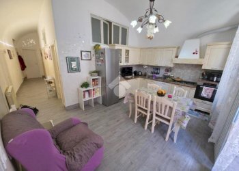 Four-room apartment Via S. Dalmazzo, Taggia - photo 1