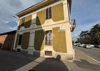 Attività Commerciale Via Varallino, Galliate - foto 6