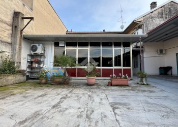 Attività Commerciale Via Varallino, Galliate - foto 15