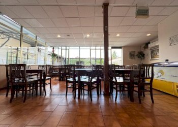 Attività Commerciale Via Varallino, Galliate - foto 22