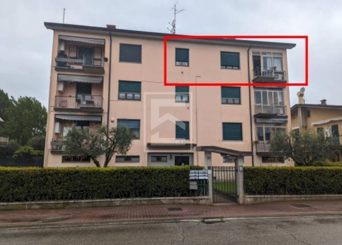 Appartamento Via San Martino della Battaglia, Sirmione - foto 1