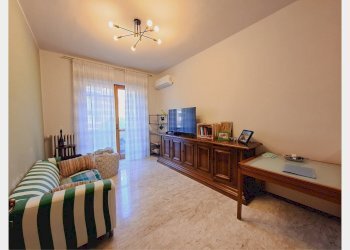 Trilocale Asti - foto 9