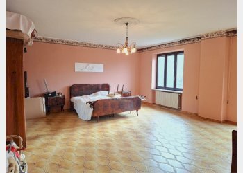 Semi-detached house Costigliole d'Asti - photo 19