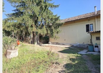 Semi-detached house Costigliole d'Asti - photo 36