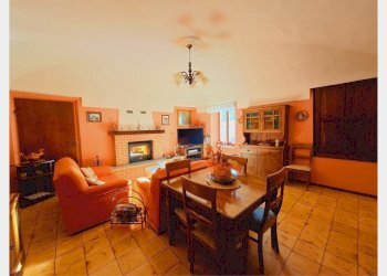 Casa indipendente Castell'Alfero - foto 12