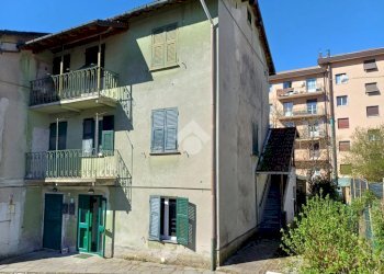 Apartment Via Giacinto Macciò, Busalla - photo 2