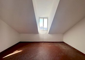 Four-room apartment Strada Fornelli Chiaves, Monastero di Lanzo - photo 17