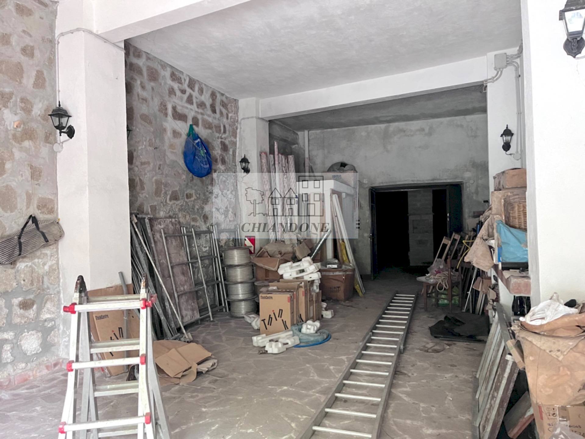 Warehouse Morlupo - photo 1