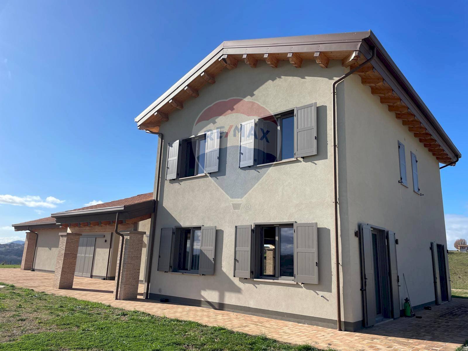 Villa Tarano - photo 1