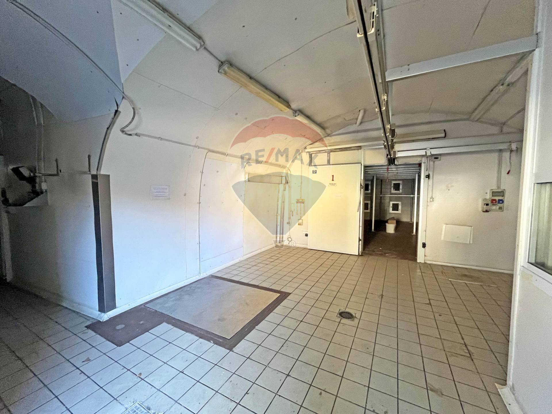 Locale Commerciale Roma (zona Testaccio) - foto 3