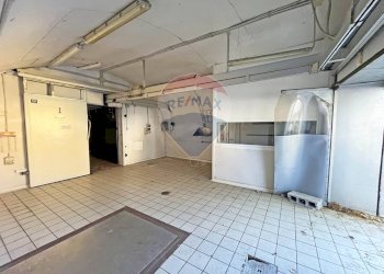 Commercial Premises Roma (neighborhood Testaccio) - photo 4
