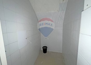 Commercial Premises Roma (neighborhood Testaccio) - photo 24