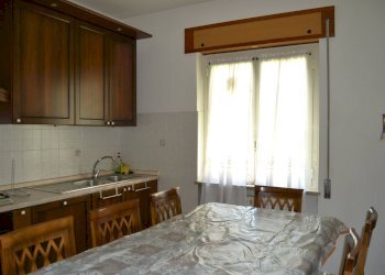 Four-room apartment Terni - photo 3
