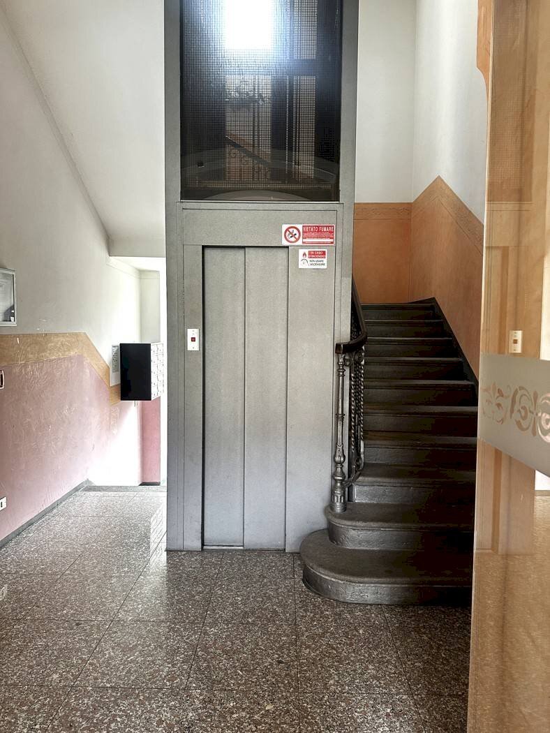 Capannone Via Vittorio Sereni, Luino - foto 3