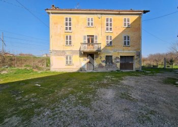 Casa indipendente Via Vittorio Veneto, Nizza Monferrato - foto 2