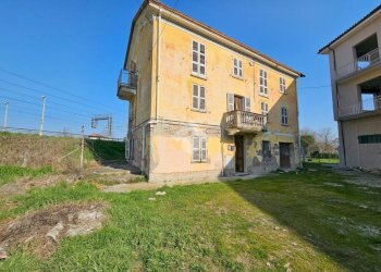 Casa indipendente Via Vittorio Veneto, Nizza Monferrato - foto 3