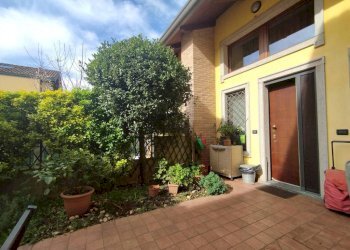 Facciata - Bilocale corso Europa, 176, Rho - foto 5