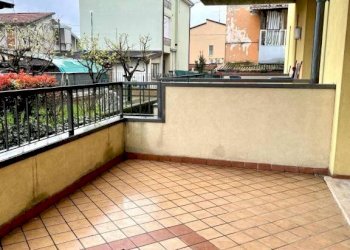 Terrazzo - One-room apartment via Fornaci, 70D, Brescia - photo 1