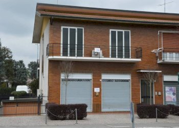 Facciata - Casa indipendente via Goffredo Mameli, 8, Lainate - foto 8