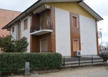 Facciata - Casa indipendente via Goffredo Mameli, 8, Lainate - foto 16