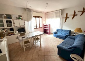 Salone - Quadrilocale viale delle Palme, Ravenna (zona Porto Corsini) - foto 5