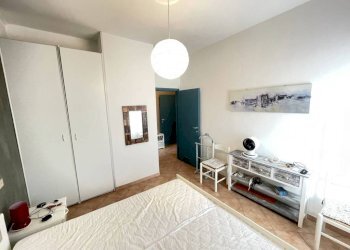 Camera da letto - Quadrilocale viale delle Palme, Ravenna (zona Porto Corsini) - foto 13