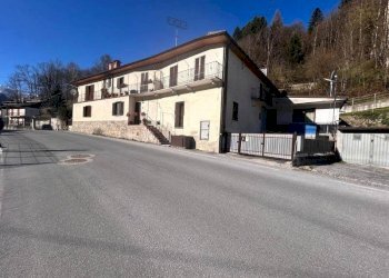 Facciata - Casa indipendente via Provinciale San Bartolomeo, 5, Chiusa di Pesio - foto 4