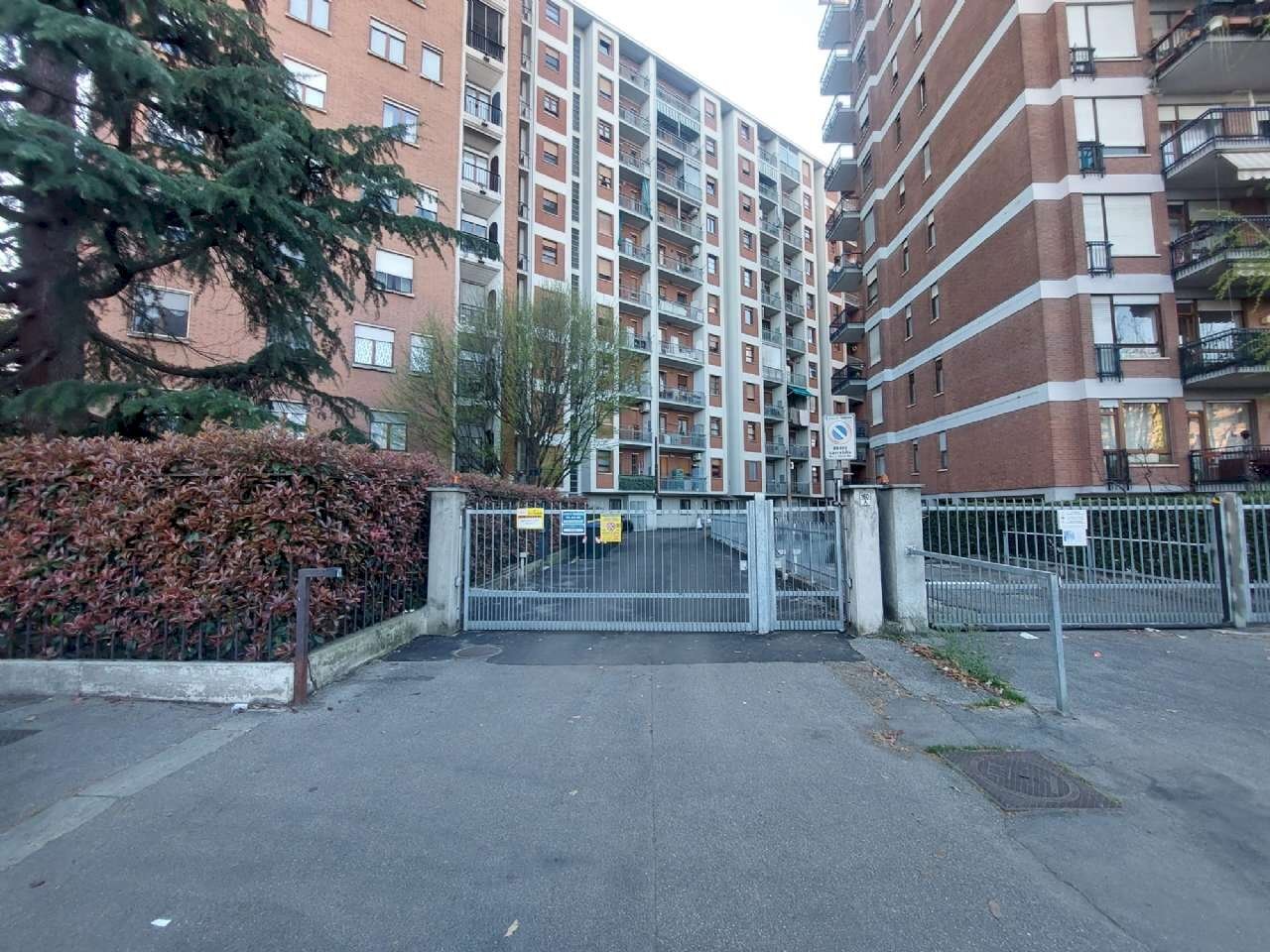 91236b89-6d46-4234-8c75-9592386a8560 - Box corso Monte Cucco, 160/A, Torino - foto 2