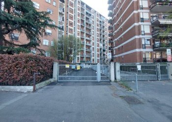 909ea6a6-ae83-4fdc-ac24-6995e8841908 - Box corso Monte Cucco, 160/A, Torino - foto 1