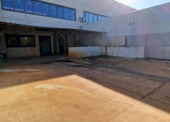 Capannone Via Tamigi, Montesilvano - foto 9