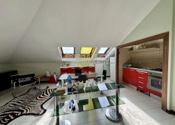 Zona giorno - Mansarda via Vincenzo Bellini, 2, Asti - foto 8