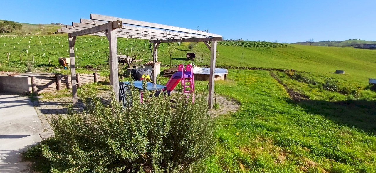 Independent house Pianello Val Tidone - photo 1