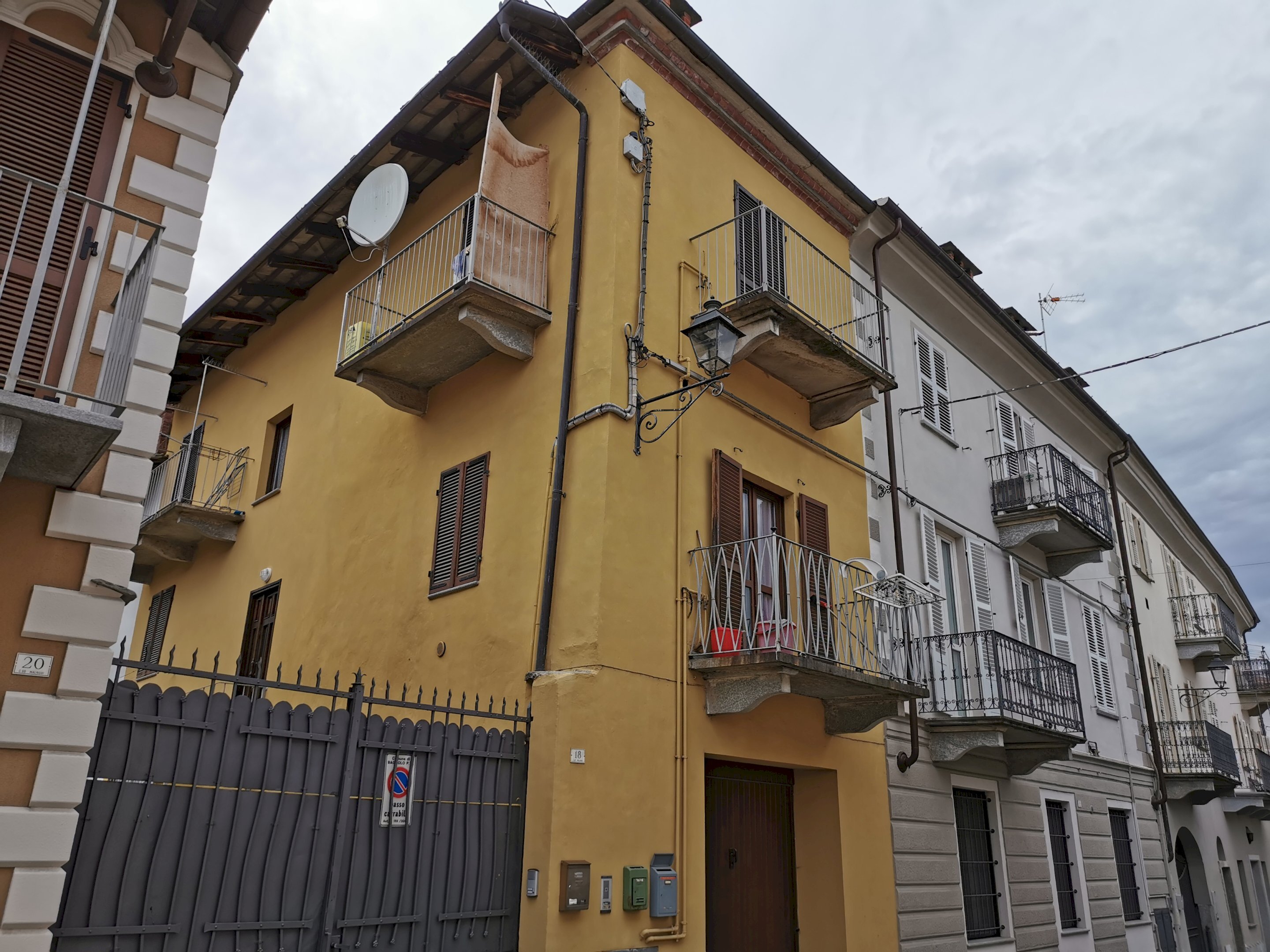 Three-room apartment Corso Malingri, 25, Bagnolo Piemonte - photo 2
