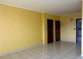 Quadrilocale via Torino 10, Orbassano (TO), Orbassano - foto 5