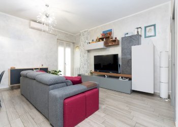 Two-room apartment Via della Speranza 10, Beinasco - photo 3